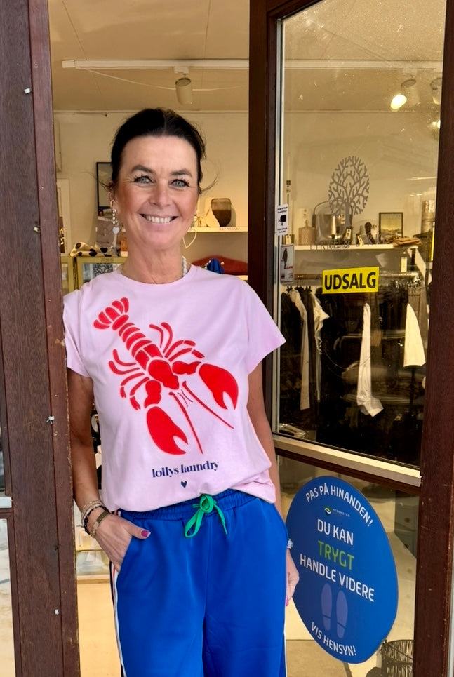 Lollys Laundry T-shirt - RomaLL Lobster T-shirt i Lyserød-Rød