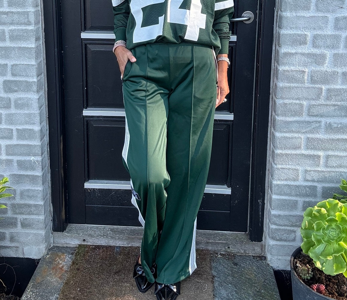 Haute L´amitié Bukser - Baggy Track Bukser i Sporty Green