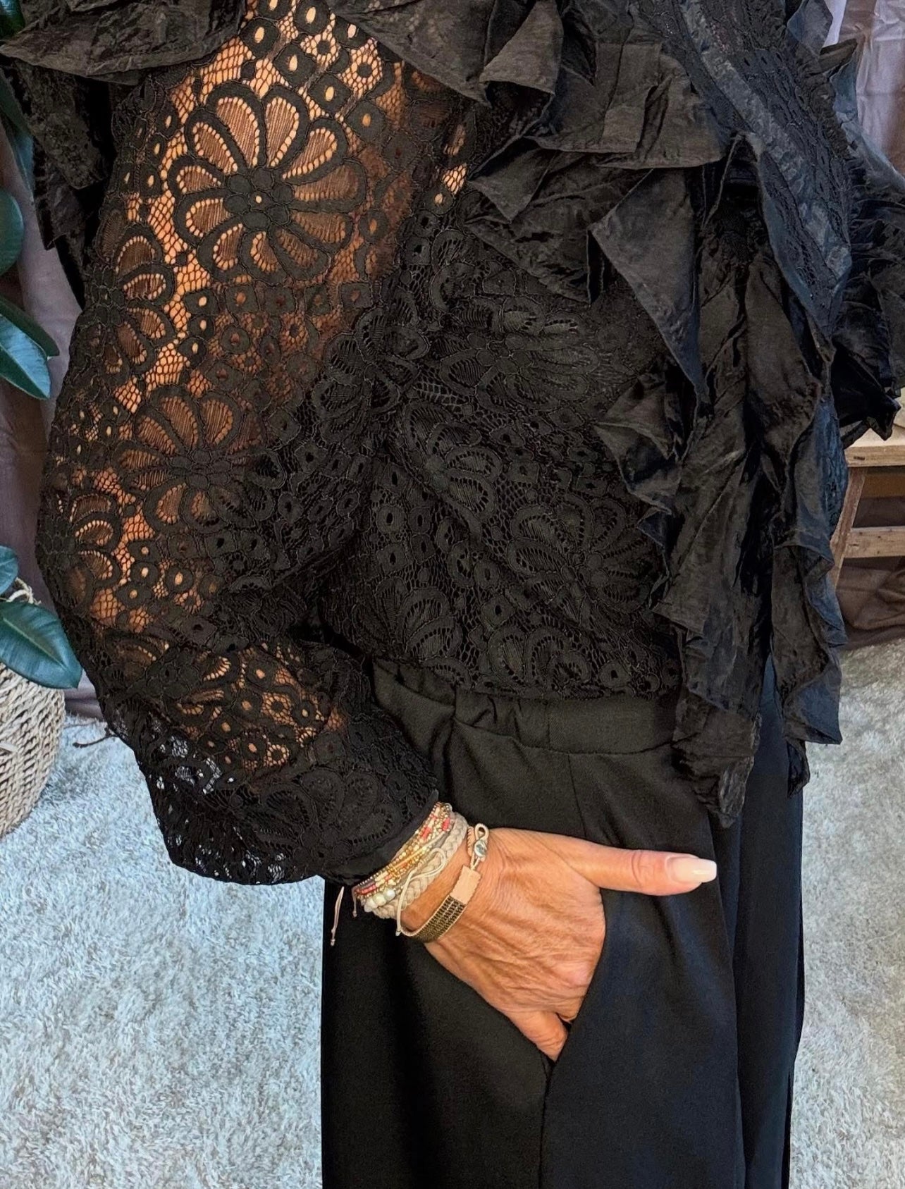 Gossia Bluse - MiriGO Bluse i Sort