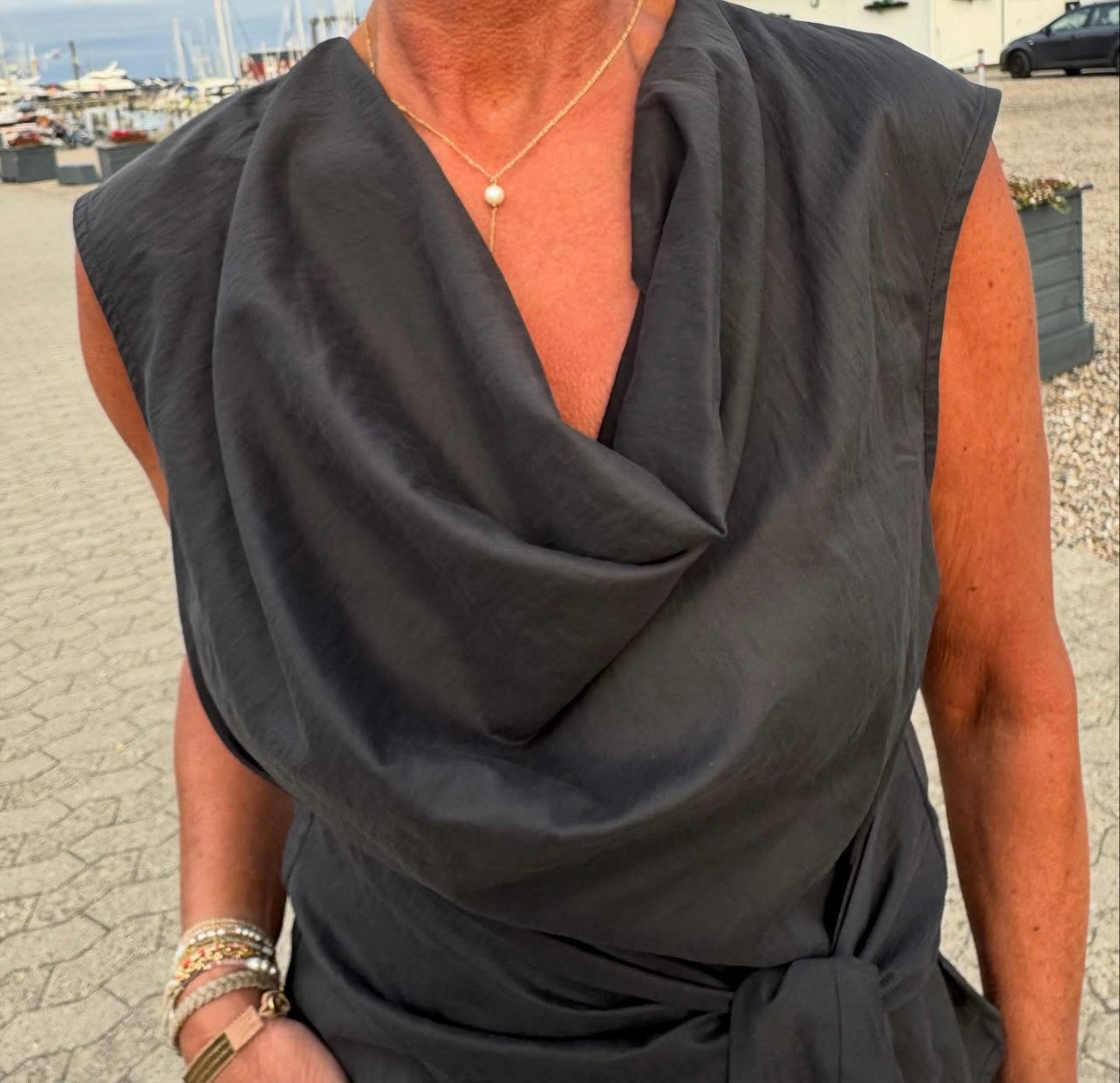 Gossia Bluse - SagaraGO Bluse i Sort