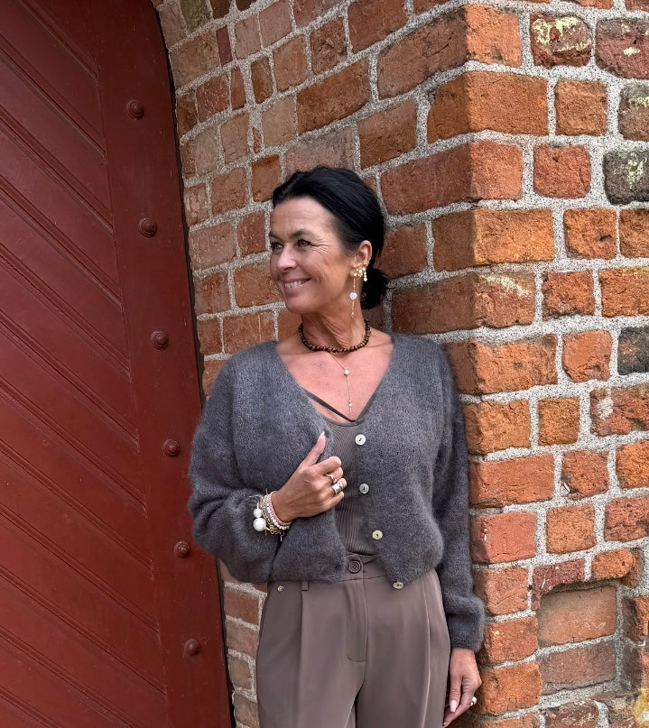 Americandreams Strik - Cornelia Cropped Strik Cardigan i Dark Taupe