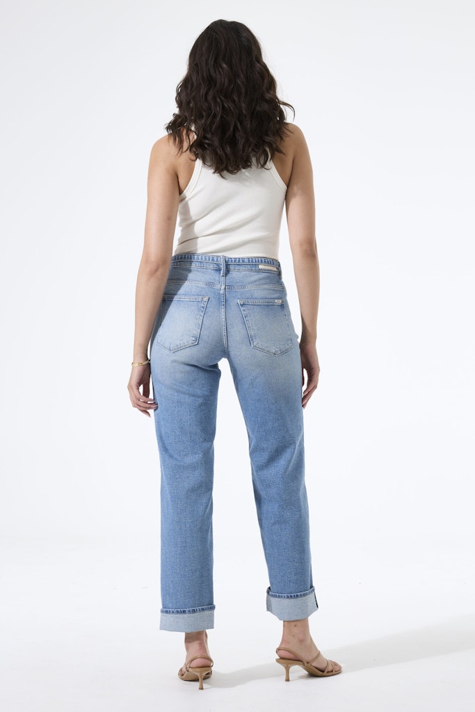 Garcia Jeans - 3393 Celia Straight Fit i Medium used
