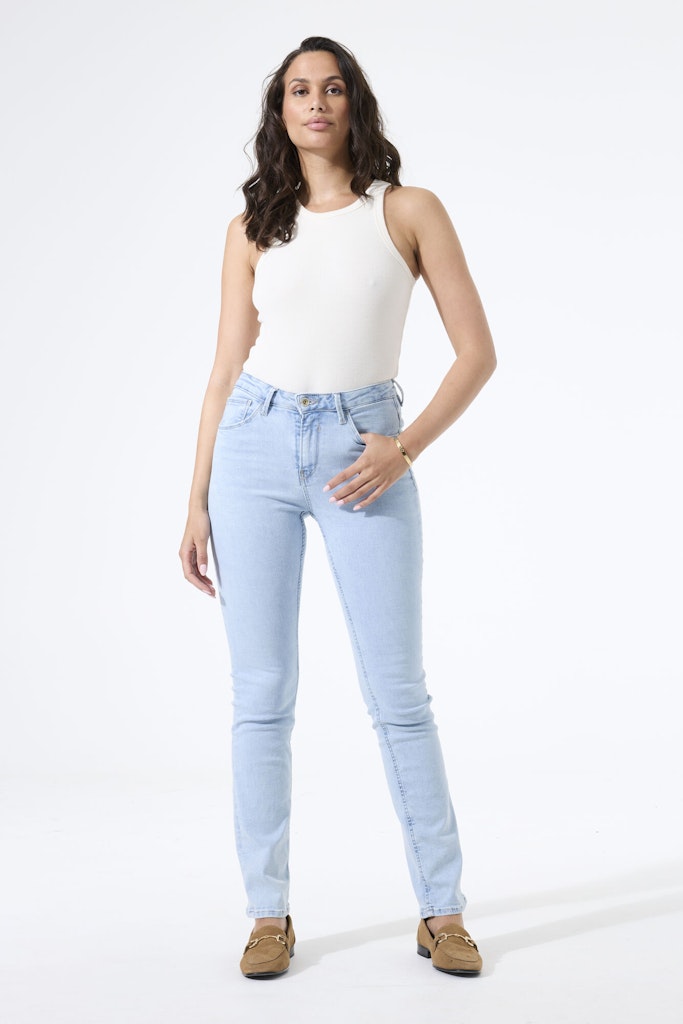 Garcia Jeans - 6116 Celia Straight Fit Mid-High Waist Jeans i Light Used