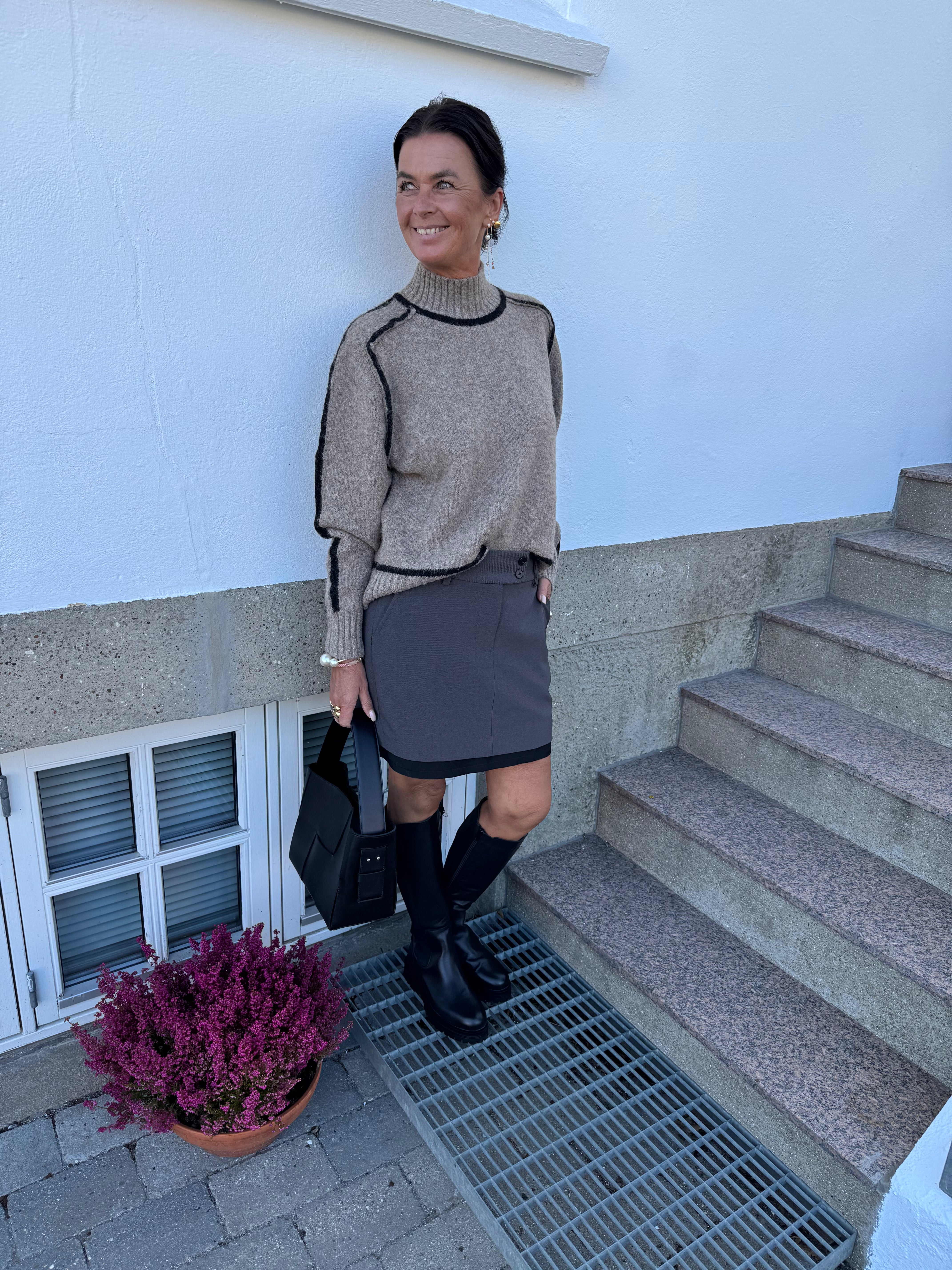 Haute L´amitié Strik - Toby Hem Line Strik i Walnut Melange