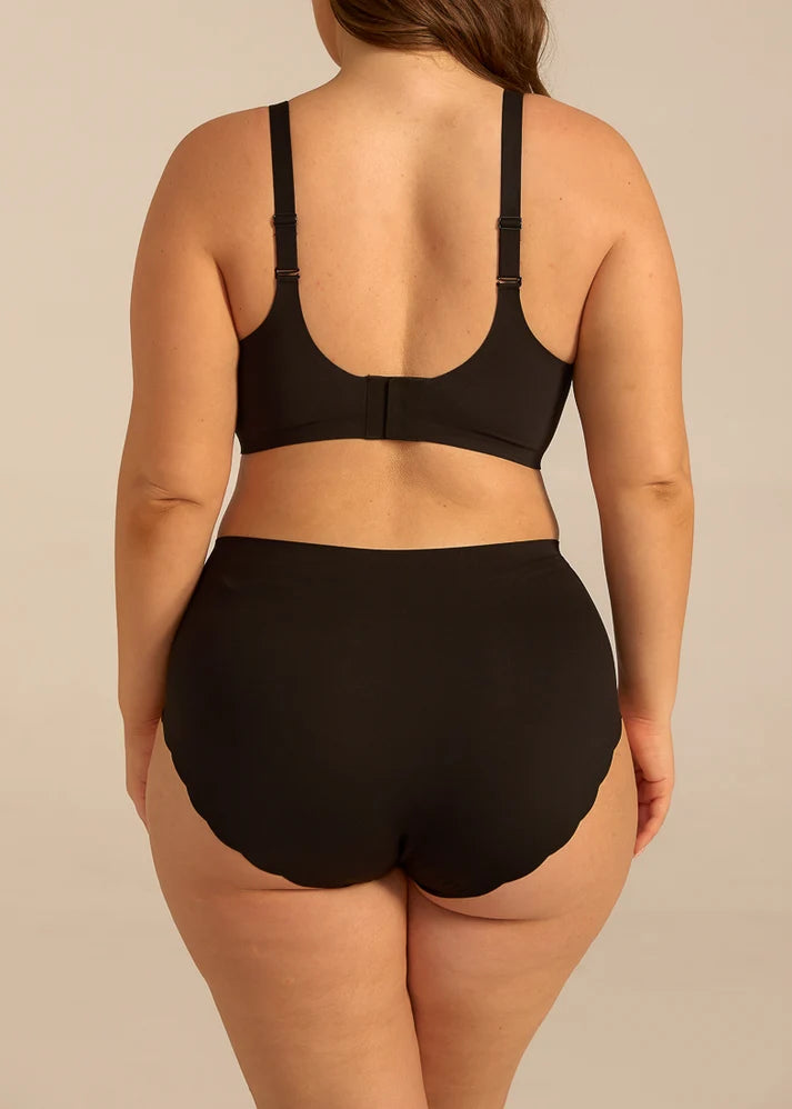 FemiFemme Undertøj - Invisible Highwaist Maxi Trusser i Sort