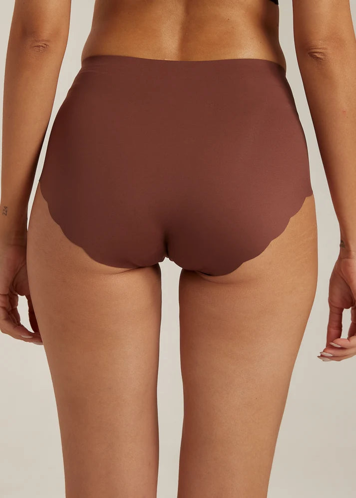 FemiFemme Undertøj - Invisible Highwaist Maxi Trusser i Velvel Chocolate