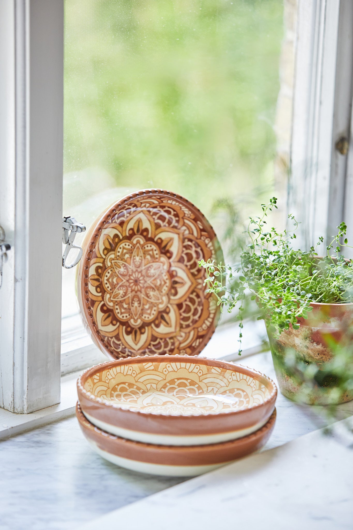 By Spliid Keramik Skål - 1125 Avellana Lav Skål Medium Ø26 i Beige