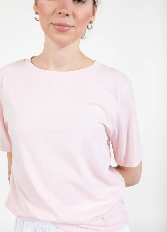 Coster Copenhagen T-shirt - CC-Heart Reguler T-shirt Rund Hals i Daisy Pink