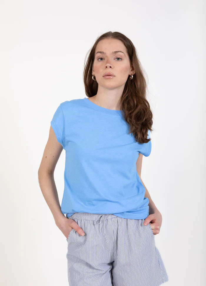 Coster Copenhagen T-shirt - CC-Heart Basic T-shirt Rund Hals i Bright Sky Blue