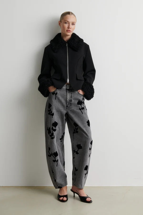 Second Female Jeans - Lawrissa Denim Barrel Jeans i Grå