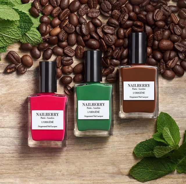 NAILBERRY Neglelak - Coffee Neglelak