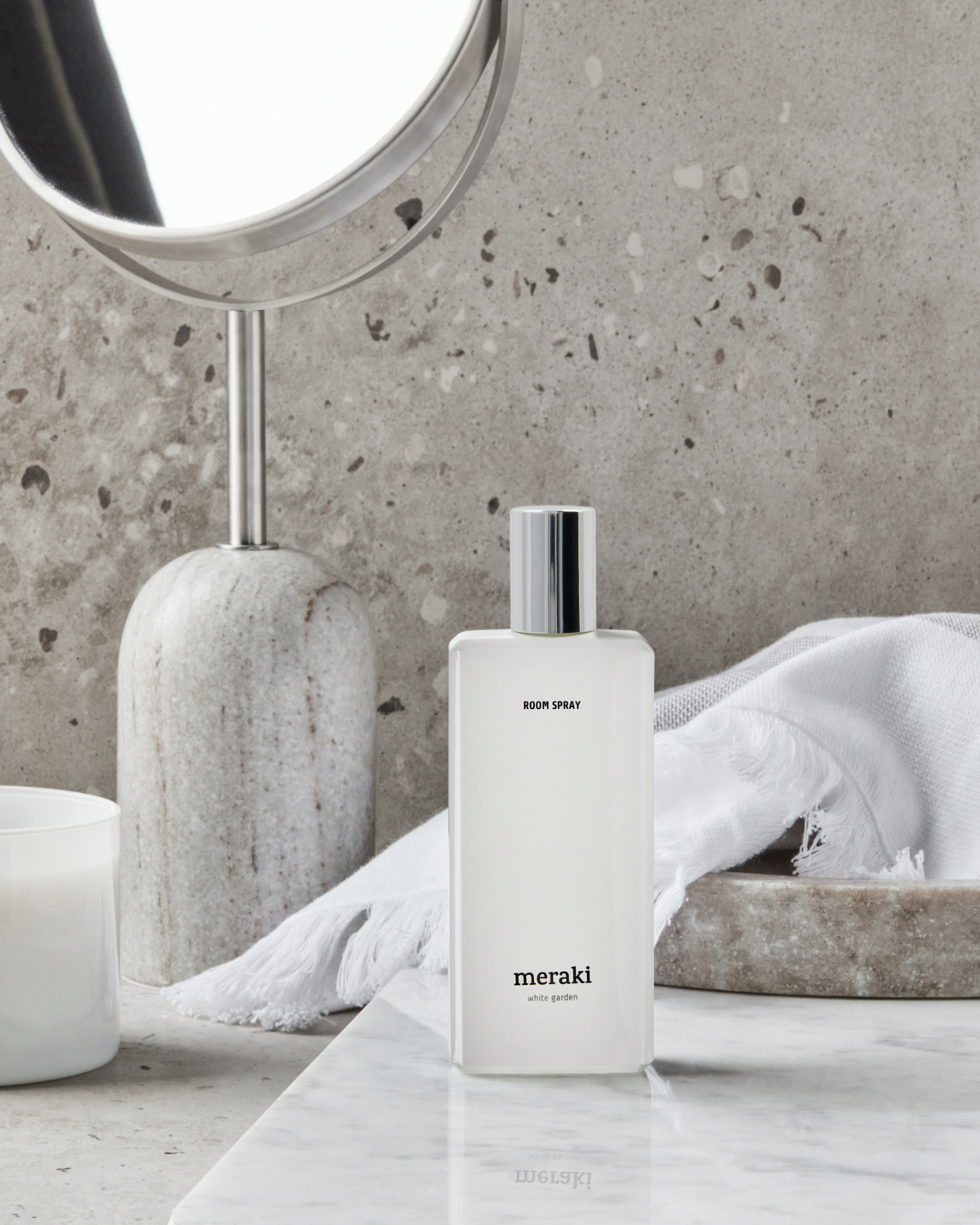 Meraki Diffuser - Duftfrisker Roomspray , White Garden i Hvid