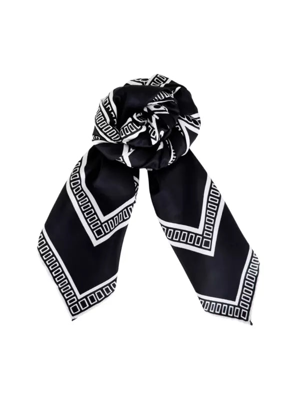 Black Colour - BcMaja Satin Tørklæde i Sort