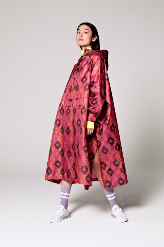 Rain Kiss - Regn Poncho Ikat Print